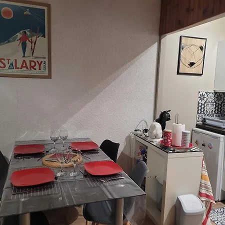 4 Personnes شقة *